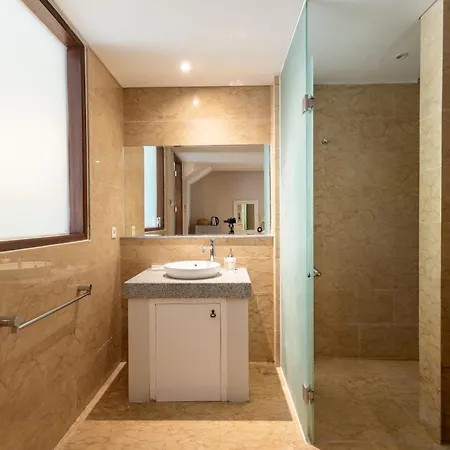 Lily Villa Jimbaran By Fays Hospitality Exterior photo