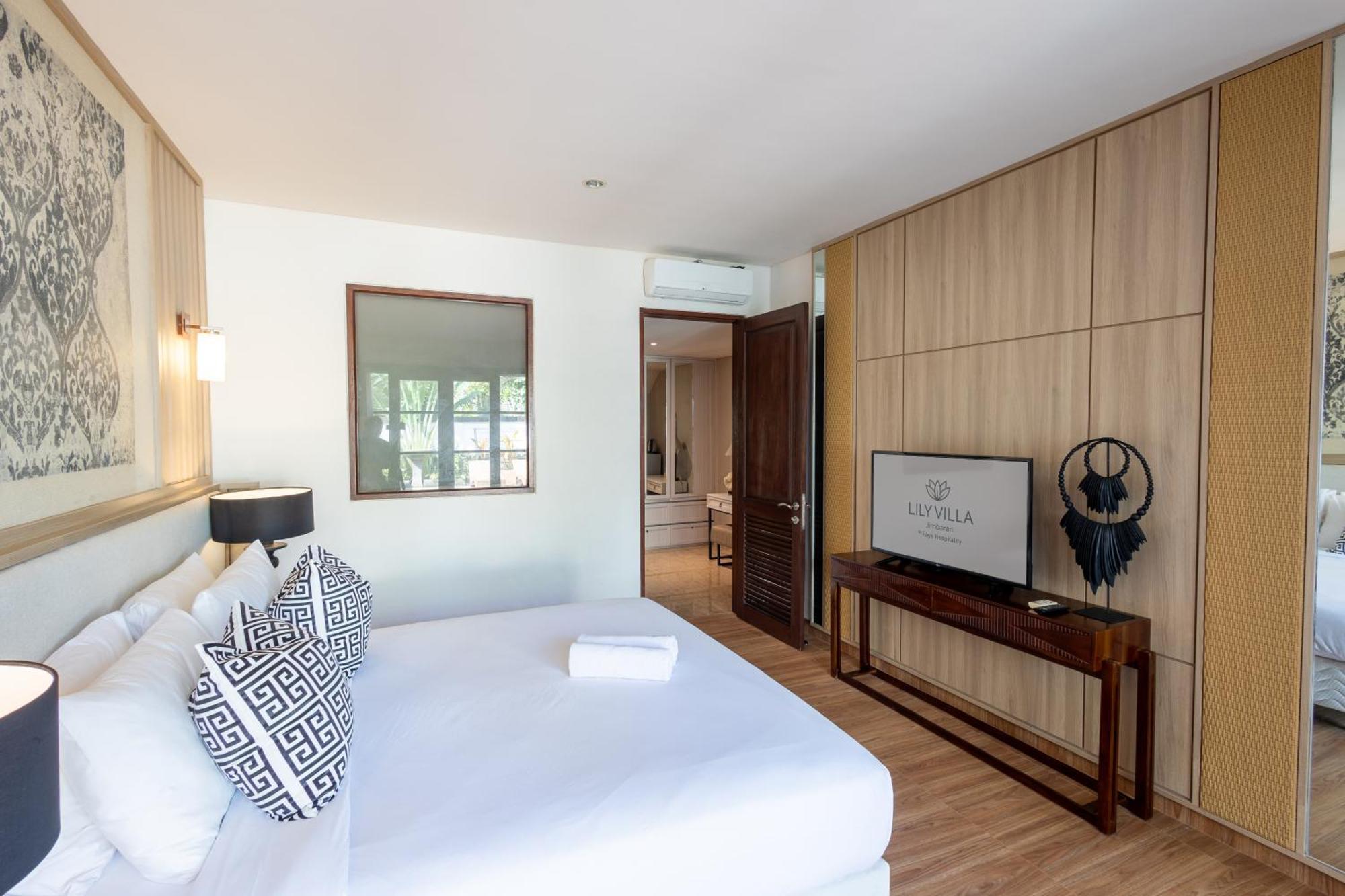 Lily By Fays Hospitality *